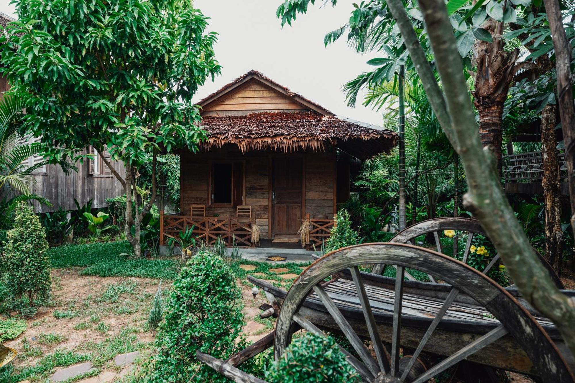 Phum Khmer Lodge - Village Cambodian Eco-Lodge เสียมราฐ ภายนอก รูปภาพ